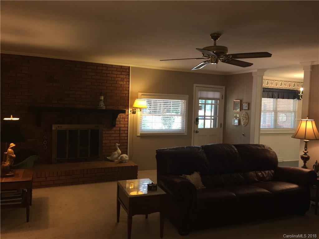 759 Lansdowne Road Charlotte NC 28270