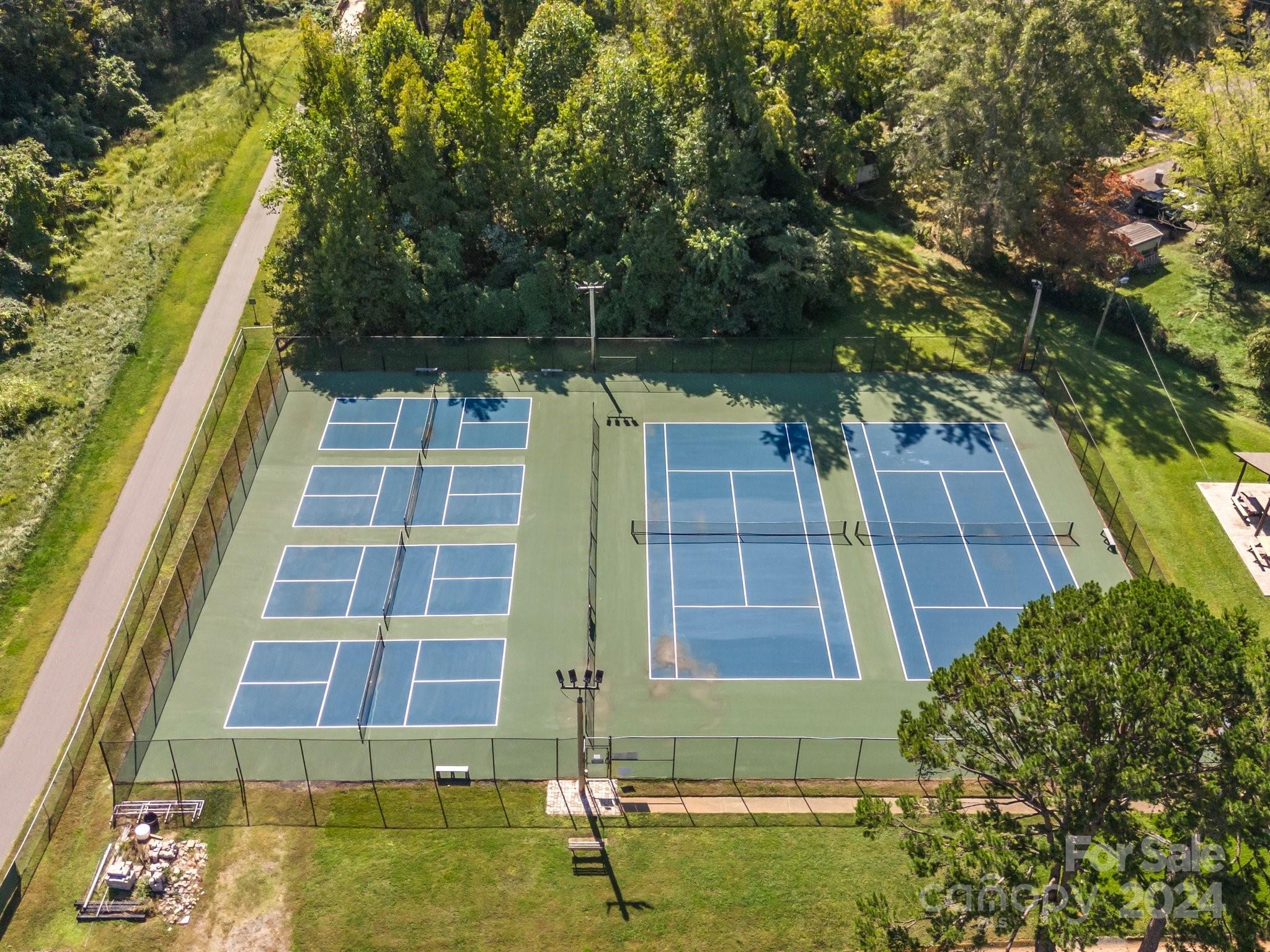 7108 Sherbourne Drive Charlotte NC 28210