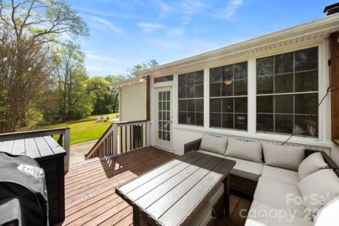 112 Brook Lane Mount Holly NC 28120