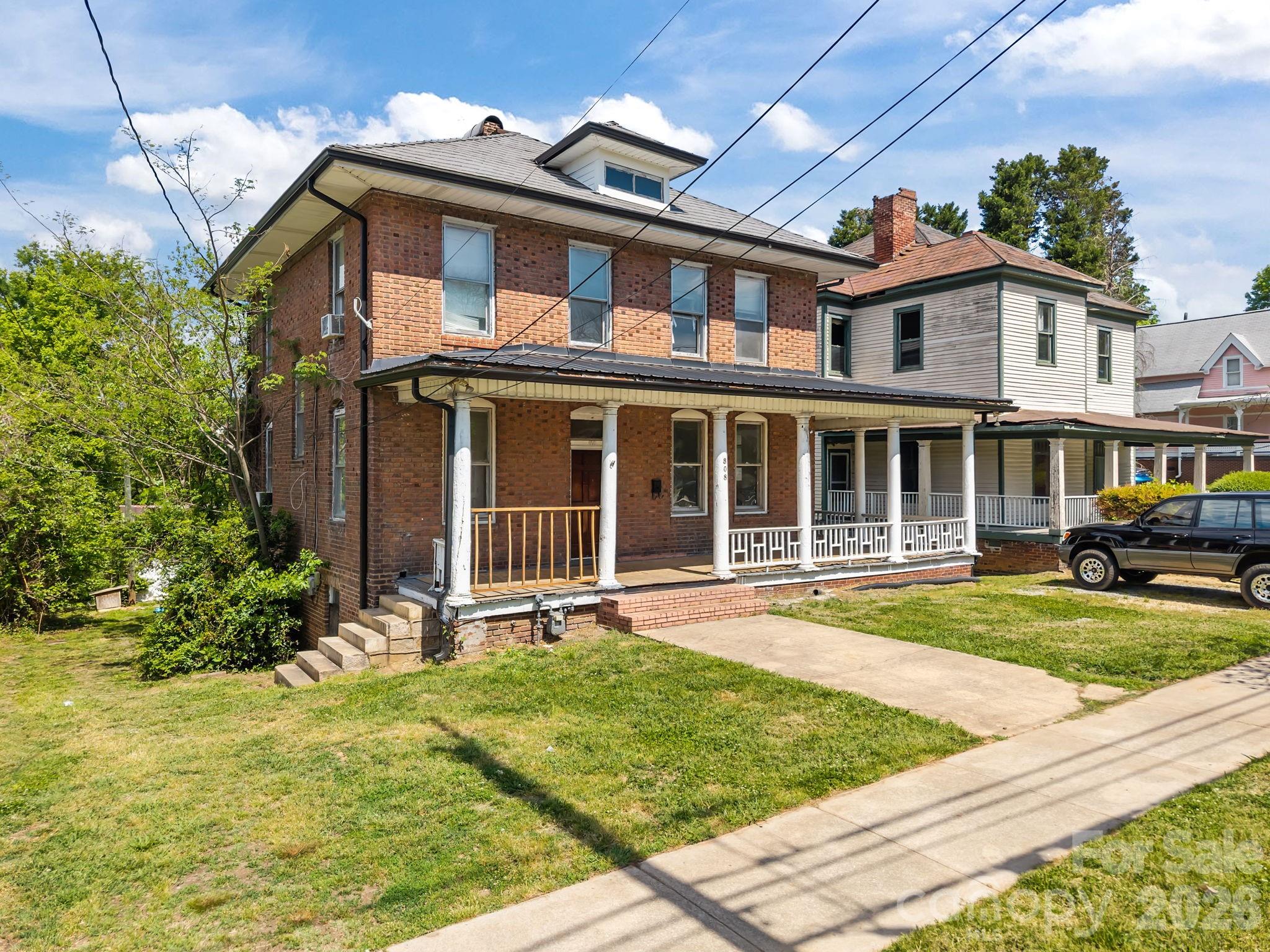 808 N Main Street N Salisbury NC 28144
