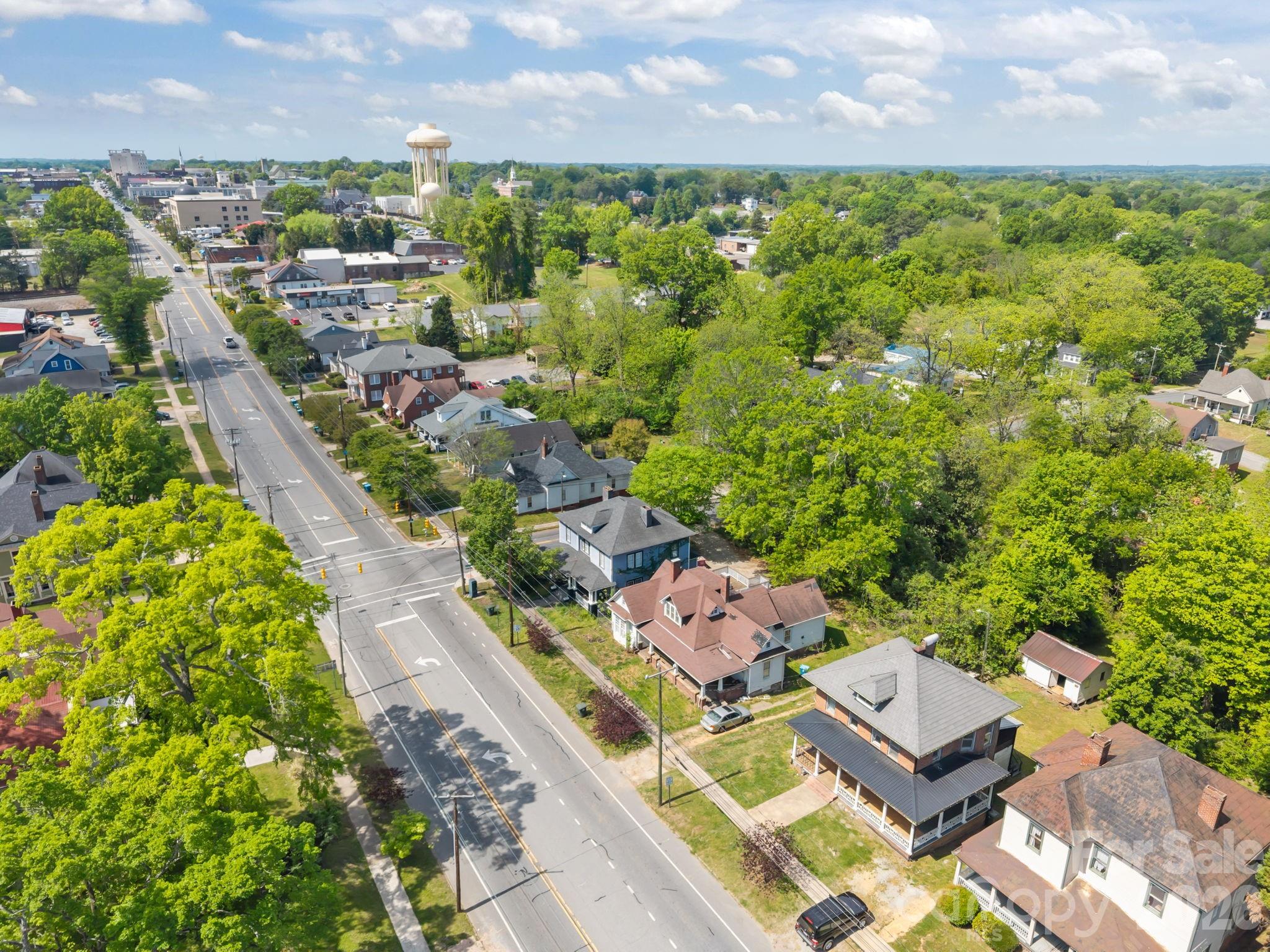 808 N Main Street N Salisbury NC 28144