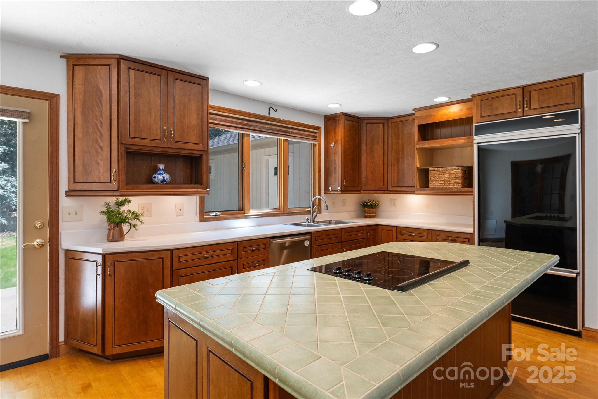 15 Elmwood Lane Asheville NC 28803