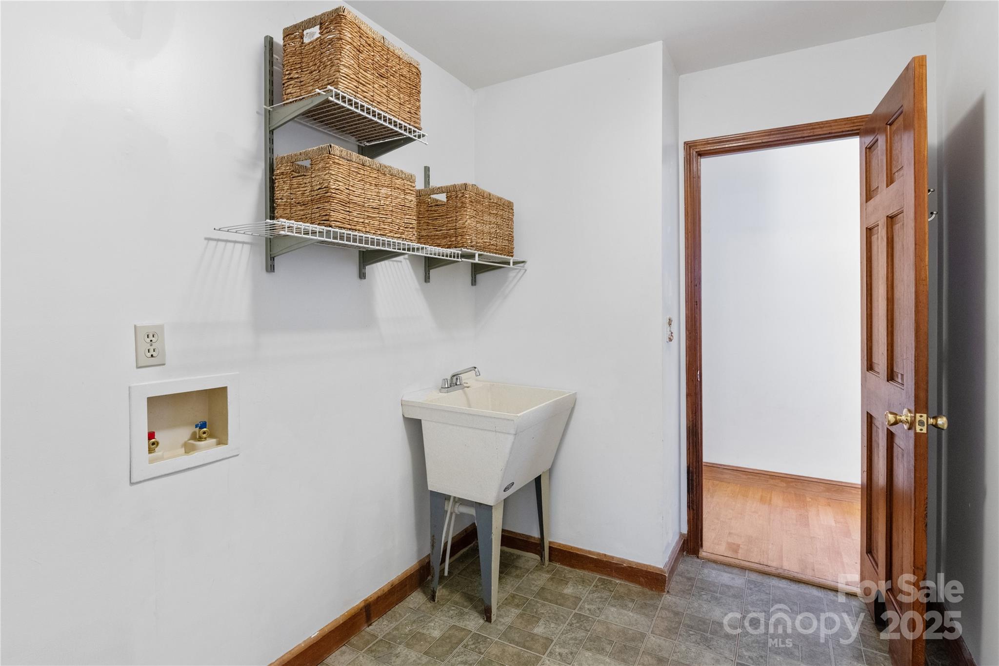 15 Elmwood Lane Asheville NC 28803