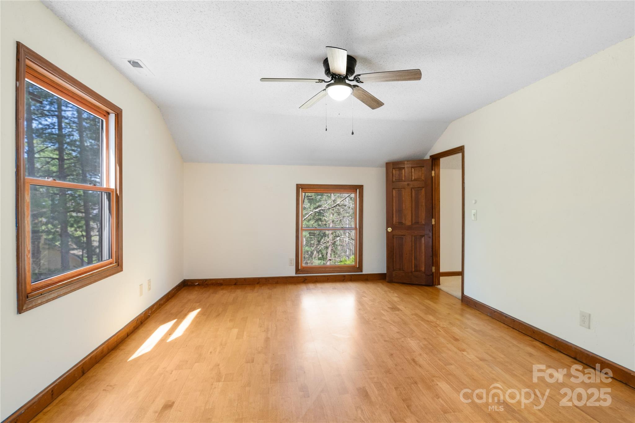 15 Elmwood Lane Asheville NC 28803