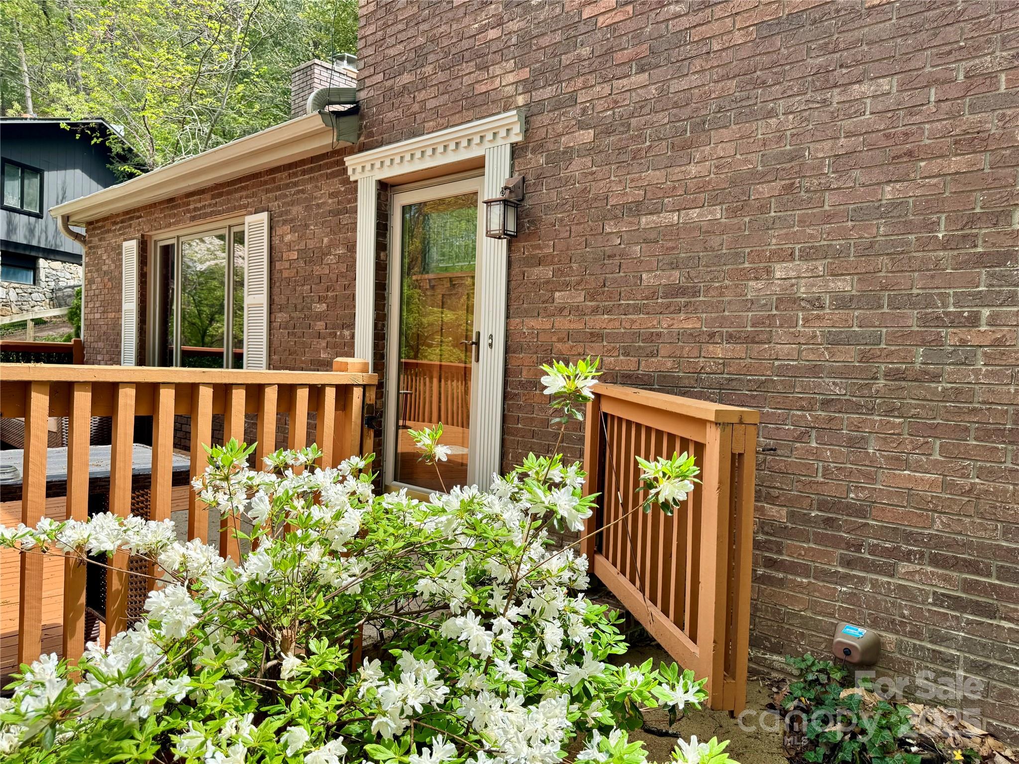 15 Elmwood Lane Asheville NC 28803