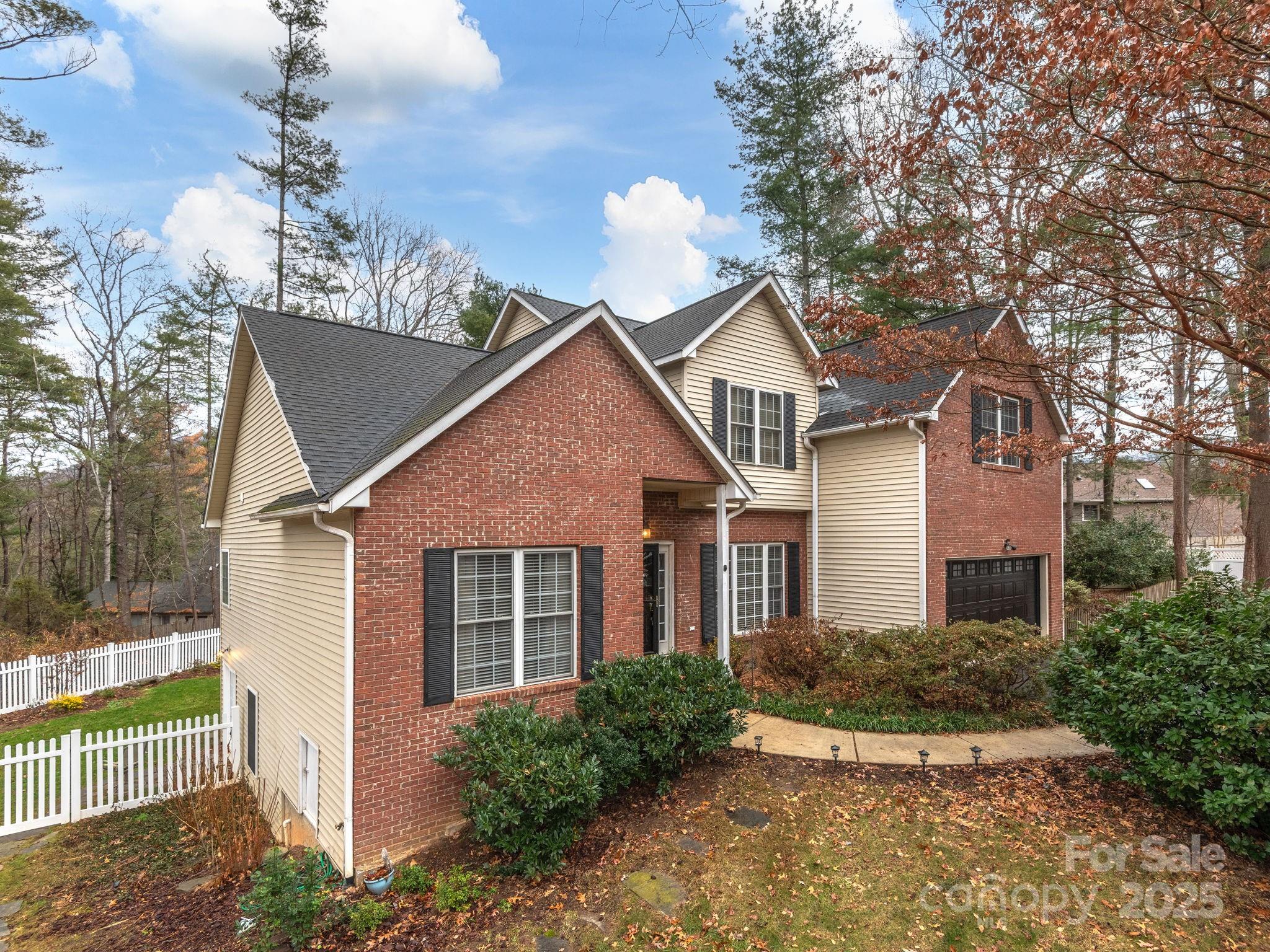 34 Wyntree Drive Asheville NC 28803
