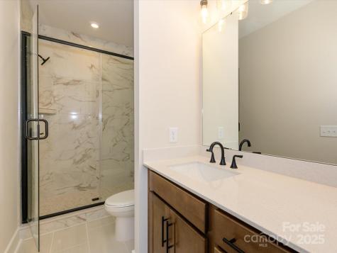 6009 Pivot Court Charlotte NC 28205