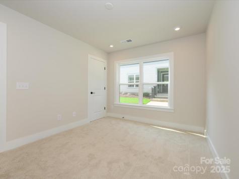 6009 Pivot Court Charlotte NC 28205