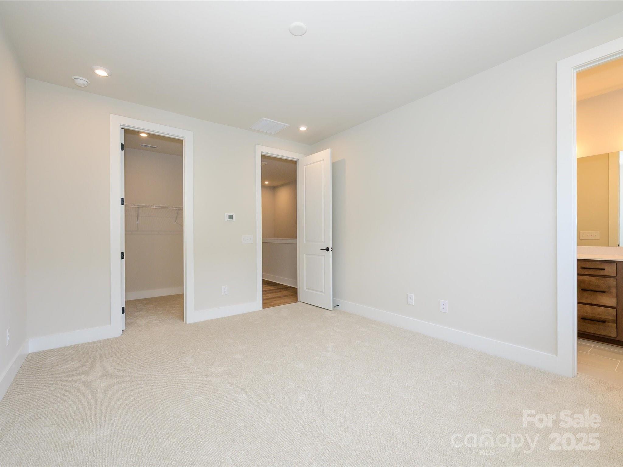 6009 Pivot Court Charlotte NC 28205