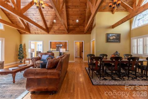 446 Windridge Drive Sugar Grove NC 28679
