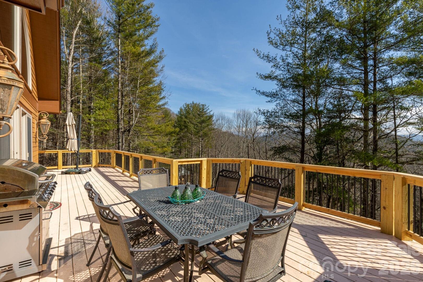 446 Windridge Drive Sugar Grove NC 28679