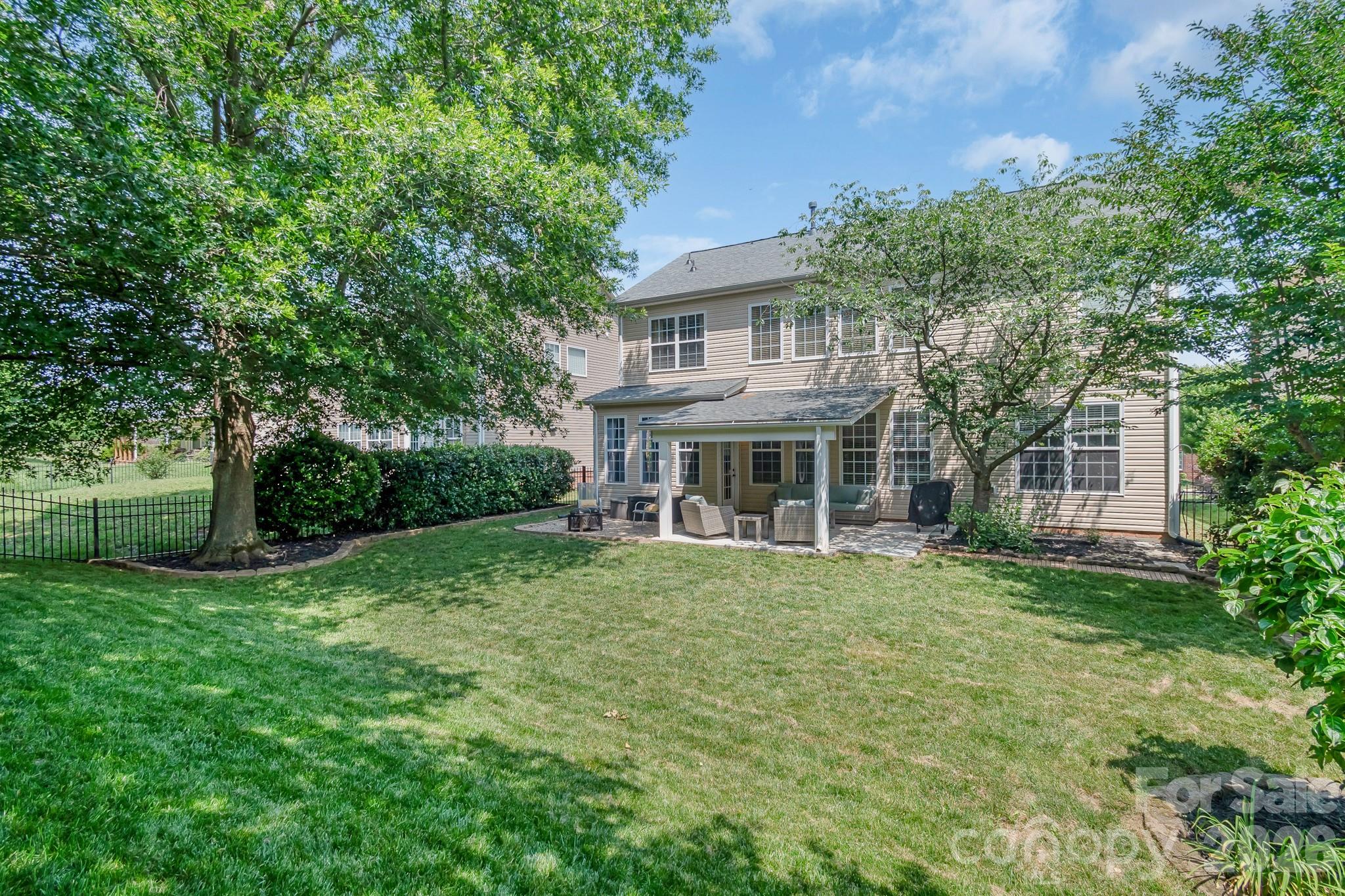 10507 Bere Island Drive Charlotte NC 28278