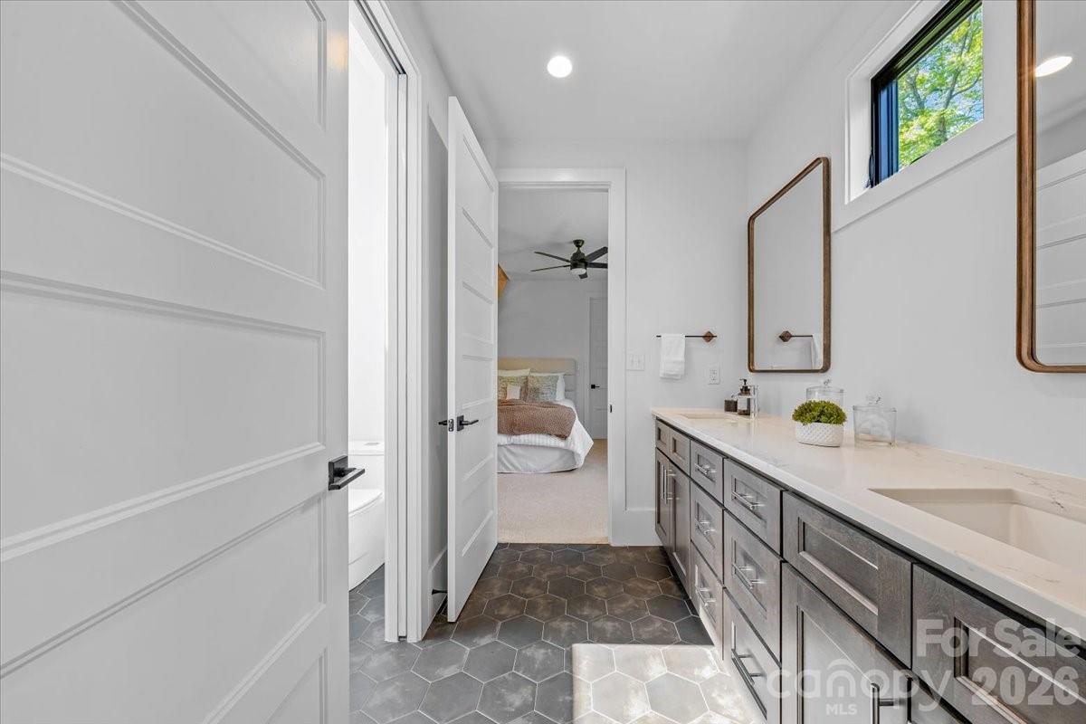 3304 Mar Vista Circle Charlotte NC 28209