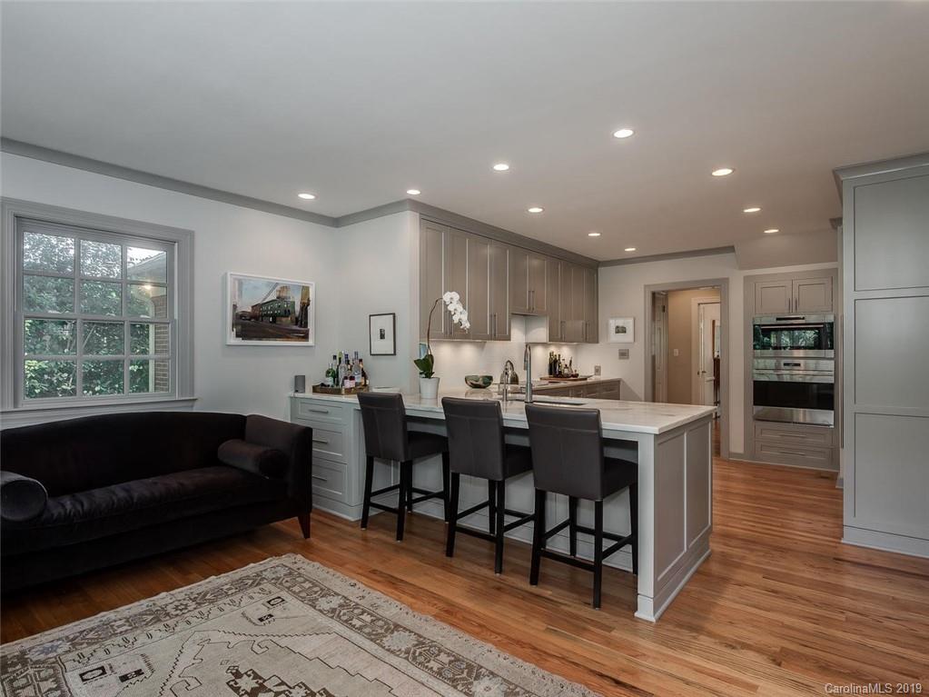 2720 Rothwood Drive Charlotte NC 28211