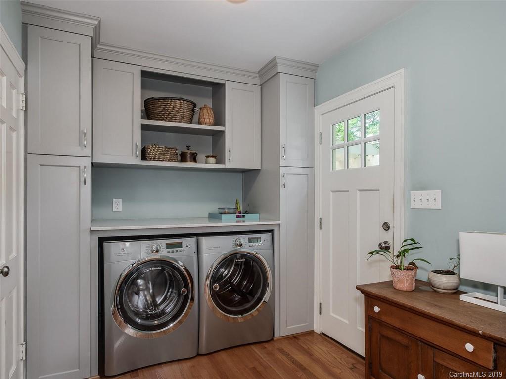 2720 Rothwood Drive Charlotte NC 28211