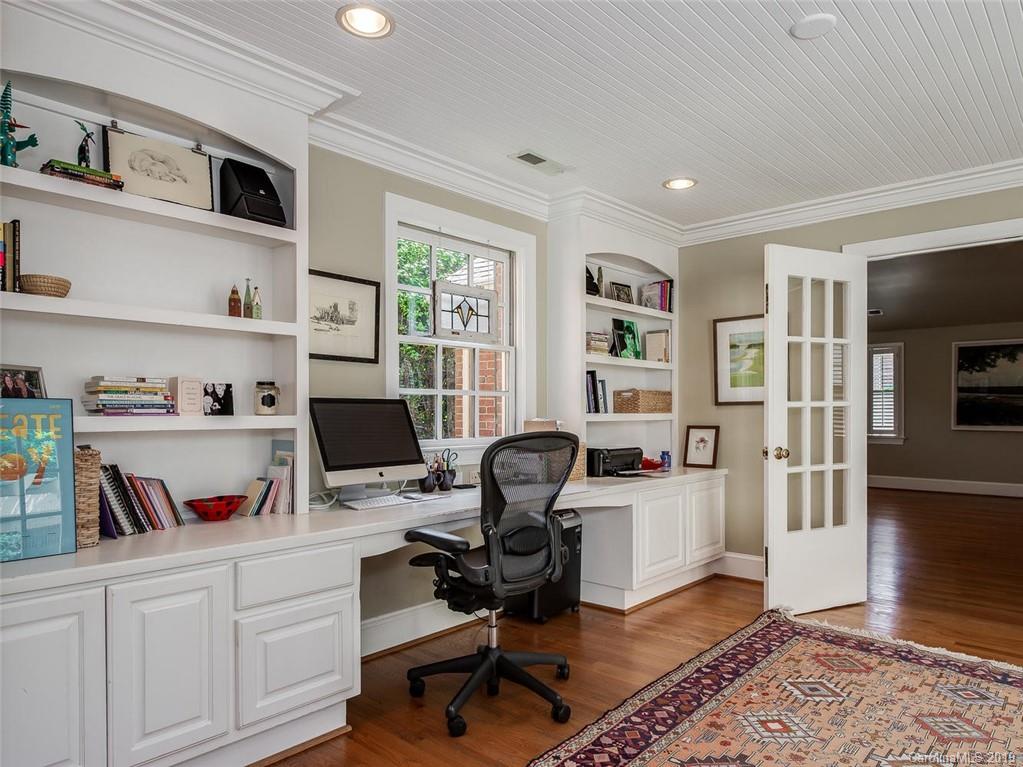 2720 Rothwood Drive Charlotte NC 28211