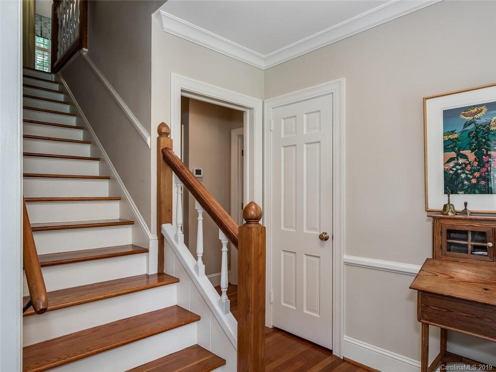2720 Rothwood Drive Charlotte NC 28211