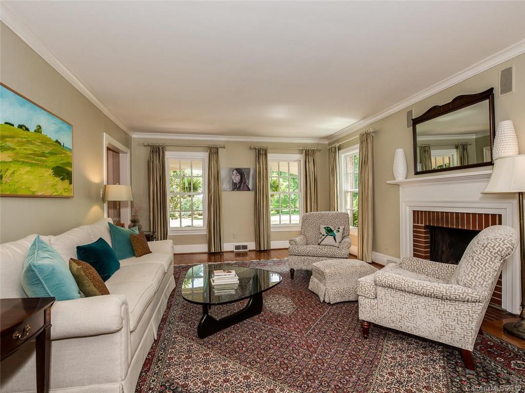 2720 Rothwood Drive Charlotte NC 28211