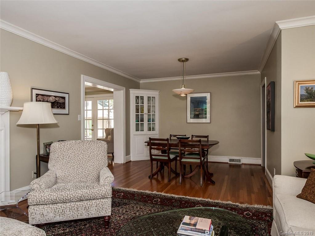 2720 Rothwood Drive Charlotte NC 28211