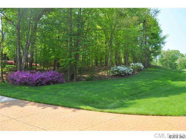 240 Pebble Stone Lane Matthews NC 28104