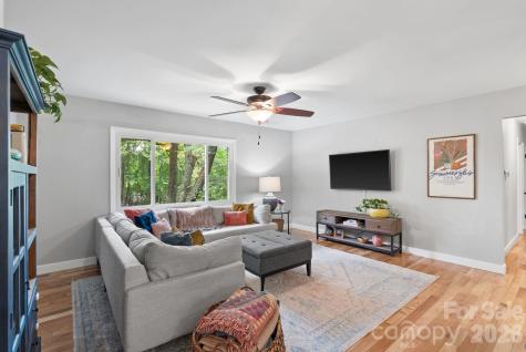 16 Chipping Green Drive Arden NC 28704