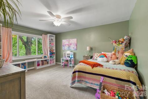 16 Chipping Green Drive Arden NC 28704