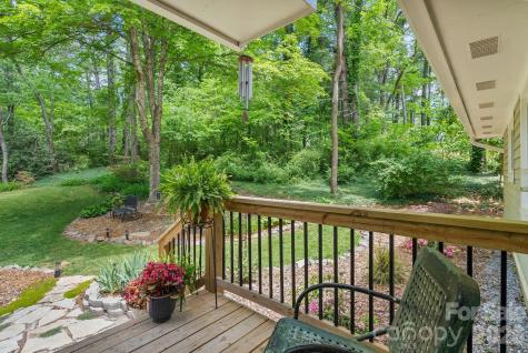 16 Chipping Green Drive Arden NC 28704