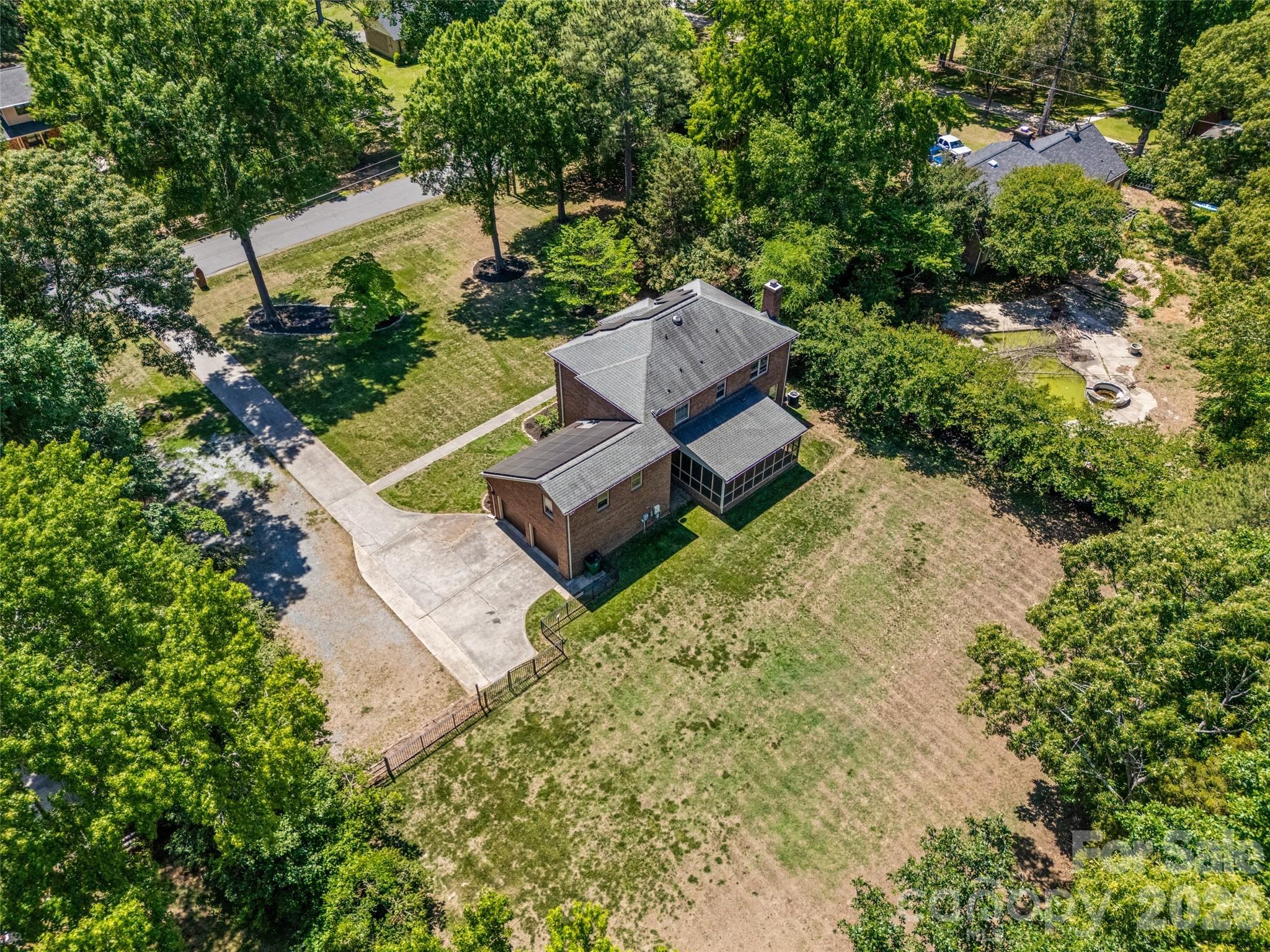 2115 E Providence Drive Charlotte NC 28270