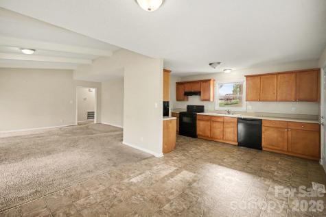 2528 Burkholder Road Charlotte NC 28214