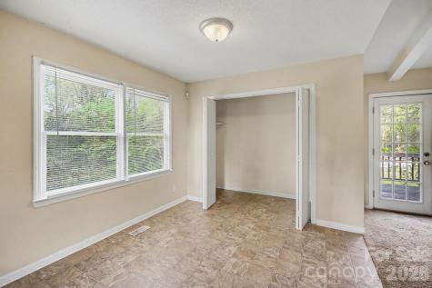 2528 Burkholder Road Charlotte NC 28214