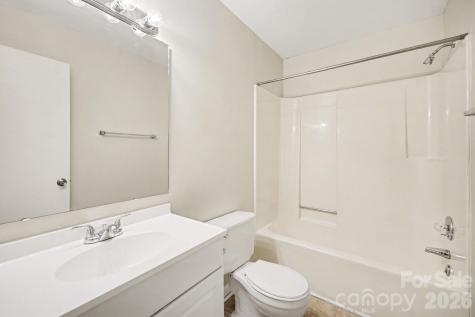 2528 Burkholder Road Charlotte NC 28214