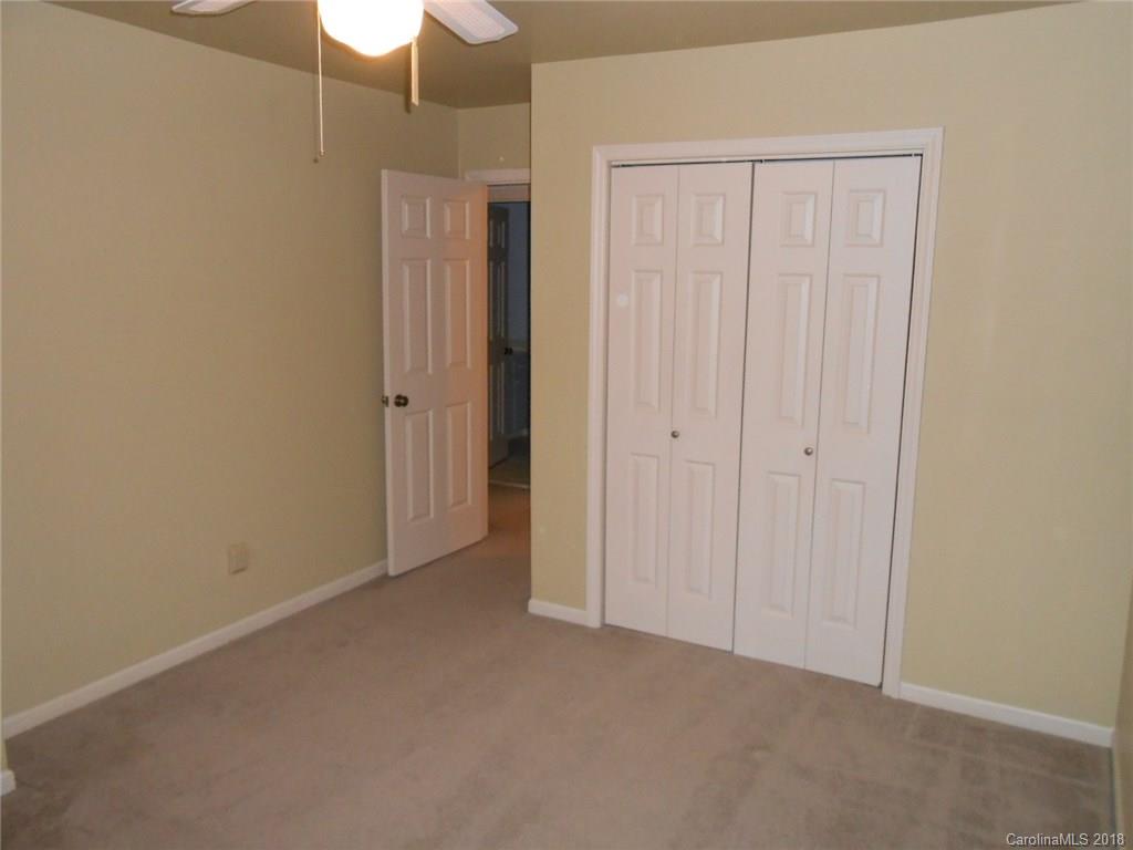 6832 Constitution Lane Charlotte NC 28210