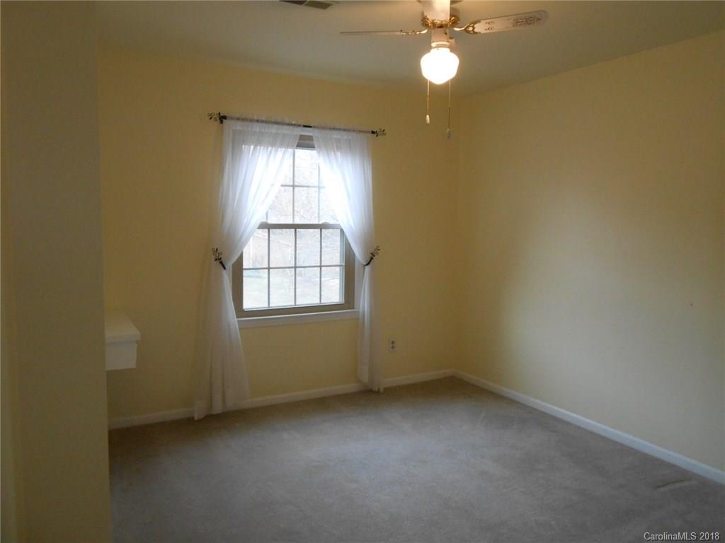 6832 Constitution Lane Charlotte NC 28210
