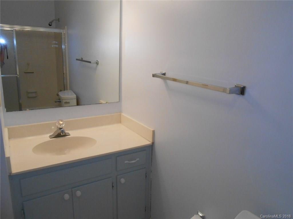 6832 Constitution Lane Charlotte NC 28210