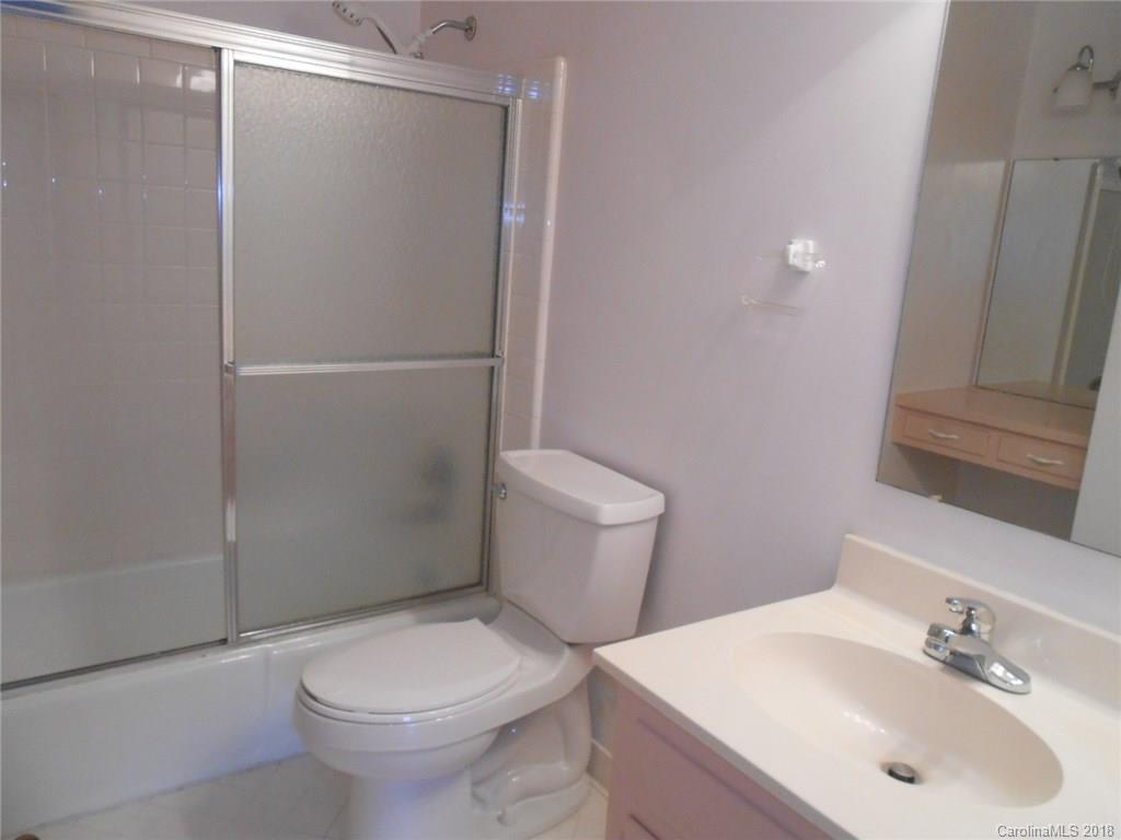 6832 Constitution Lane Charlotte NC 28210