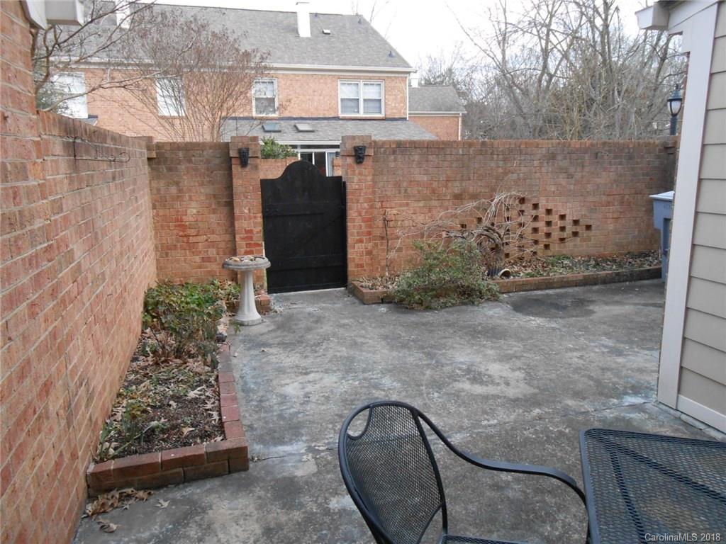 6832 Constitution Lane Charlotte NC 28210