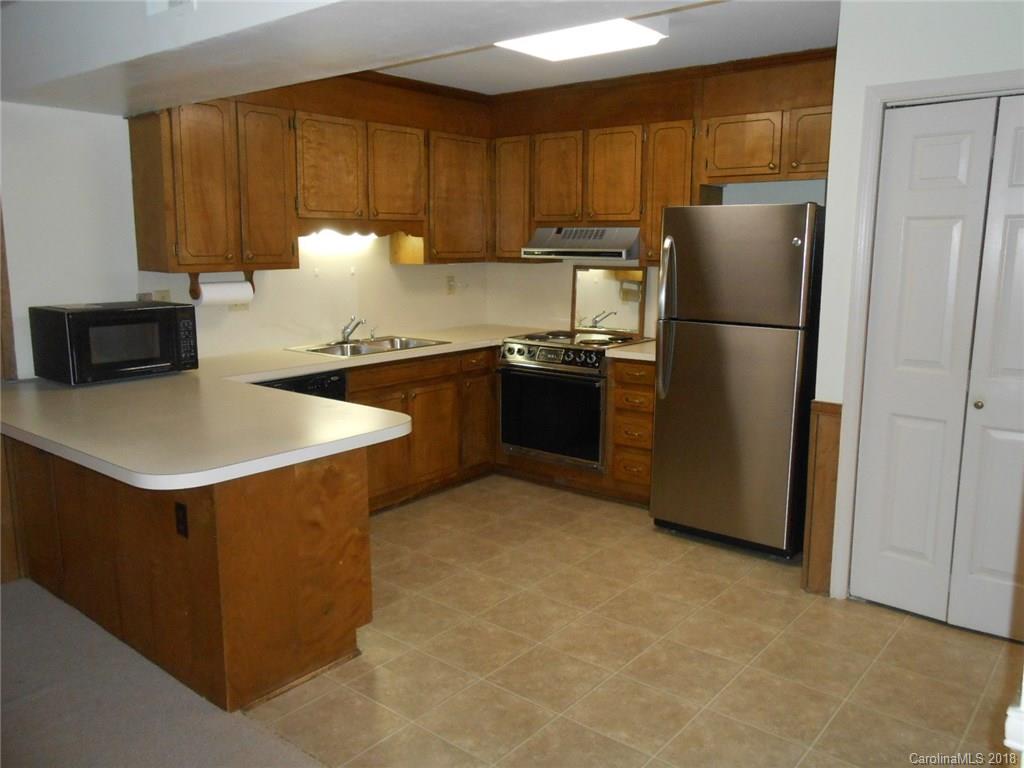 6832 Constitution Lane Charlotte NC 28210