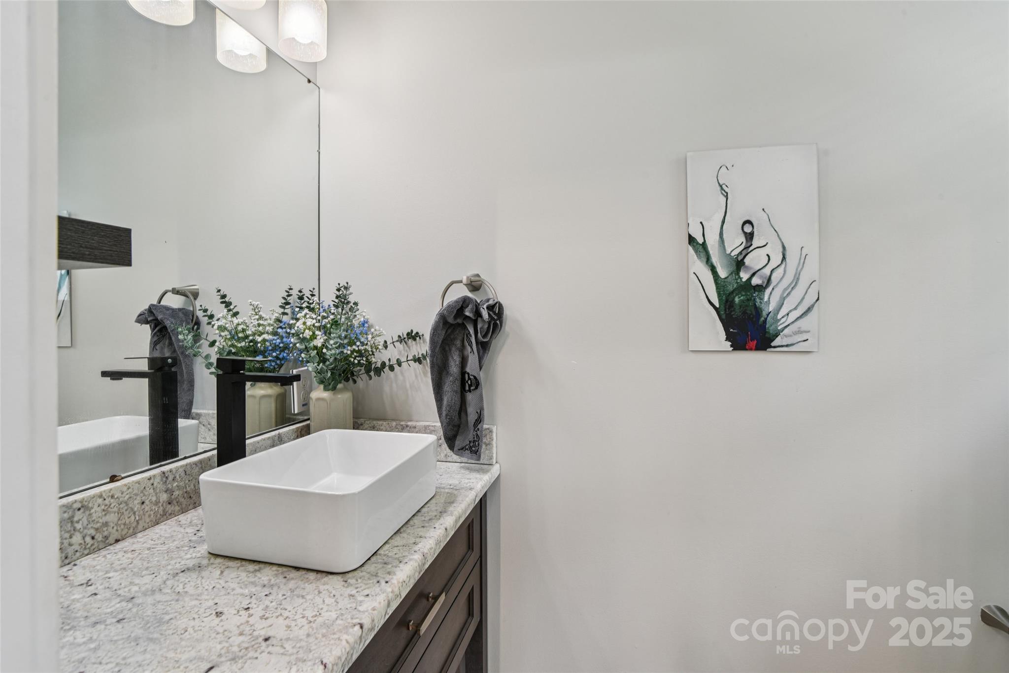 8 Apple Lane Asheville NC 28804