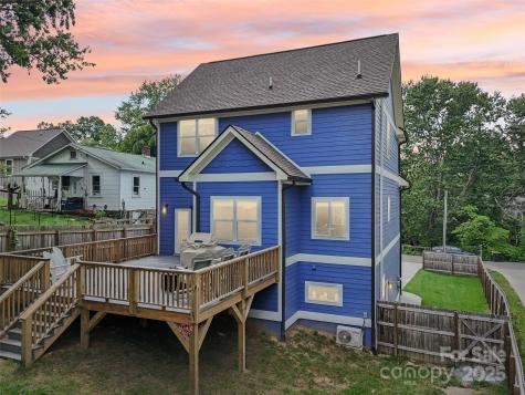 8 Apple Lane Asheville NC 28804