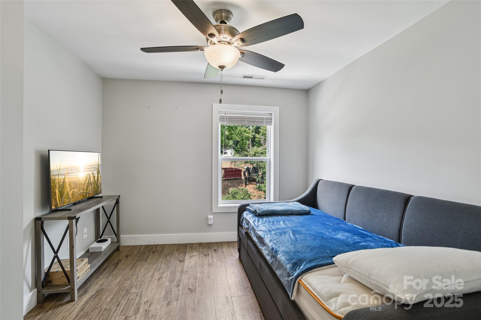 8 Apple Lane Asheville NC 28804