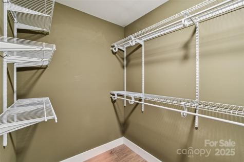 8 Apple Lane Asheville NC 28804