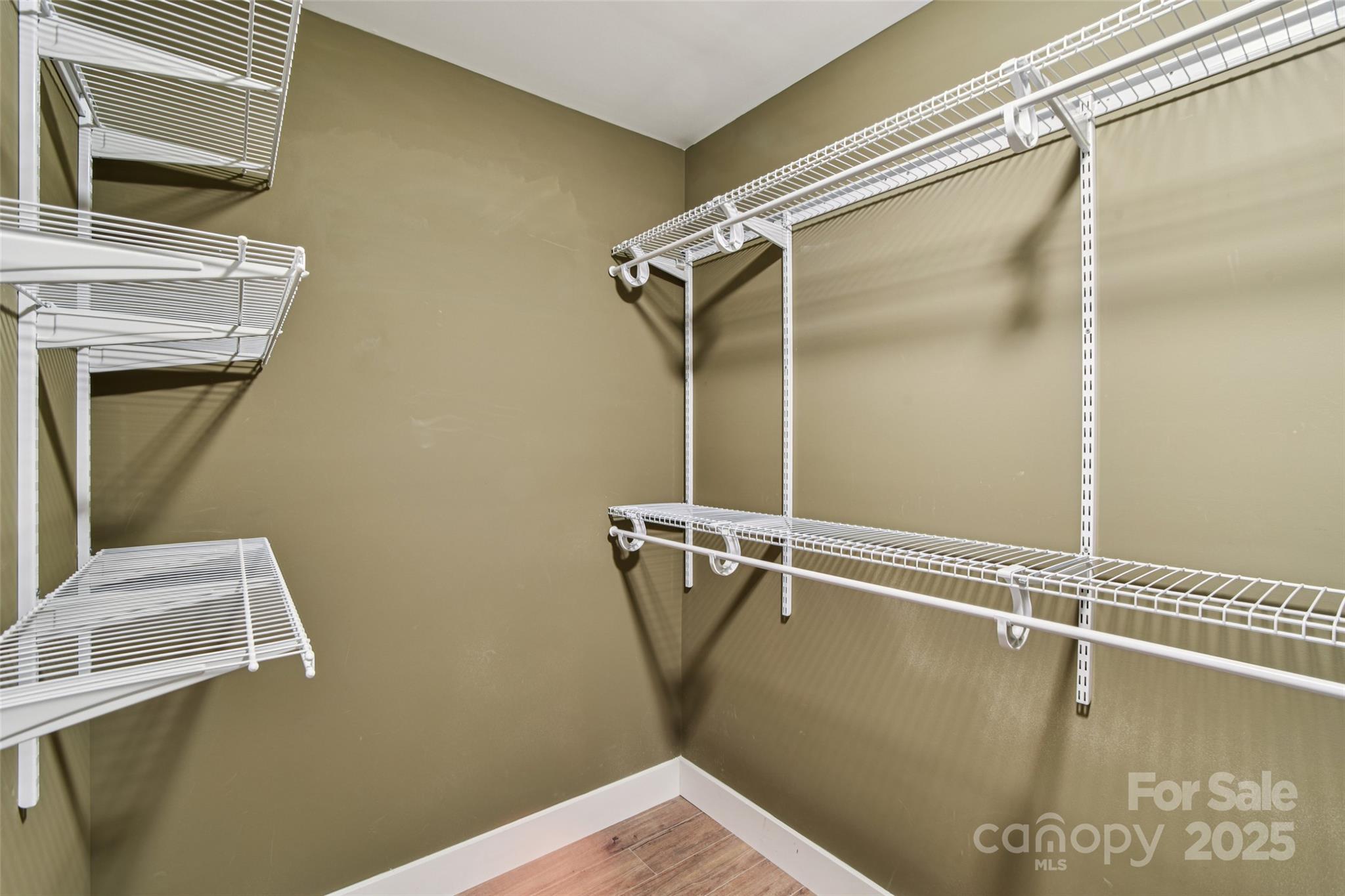 8 Apple Lane Asheville NC 28804