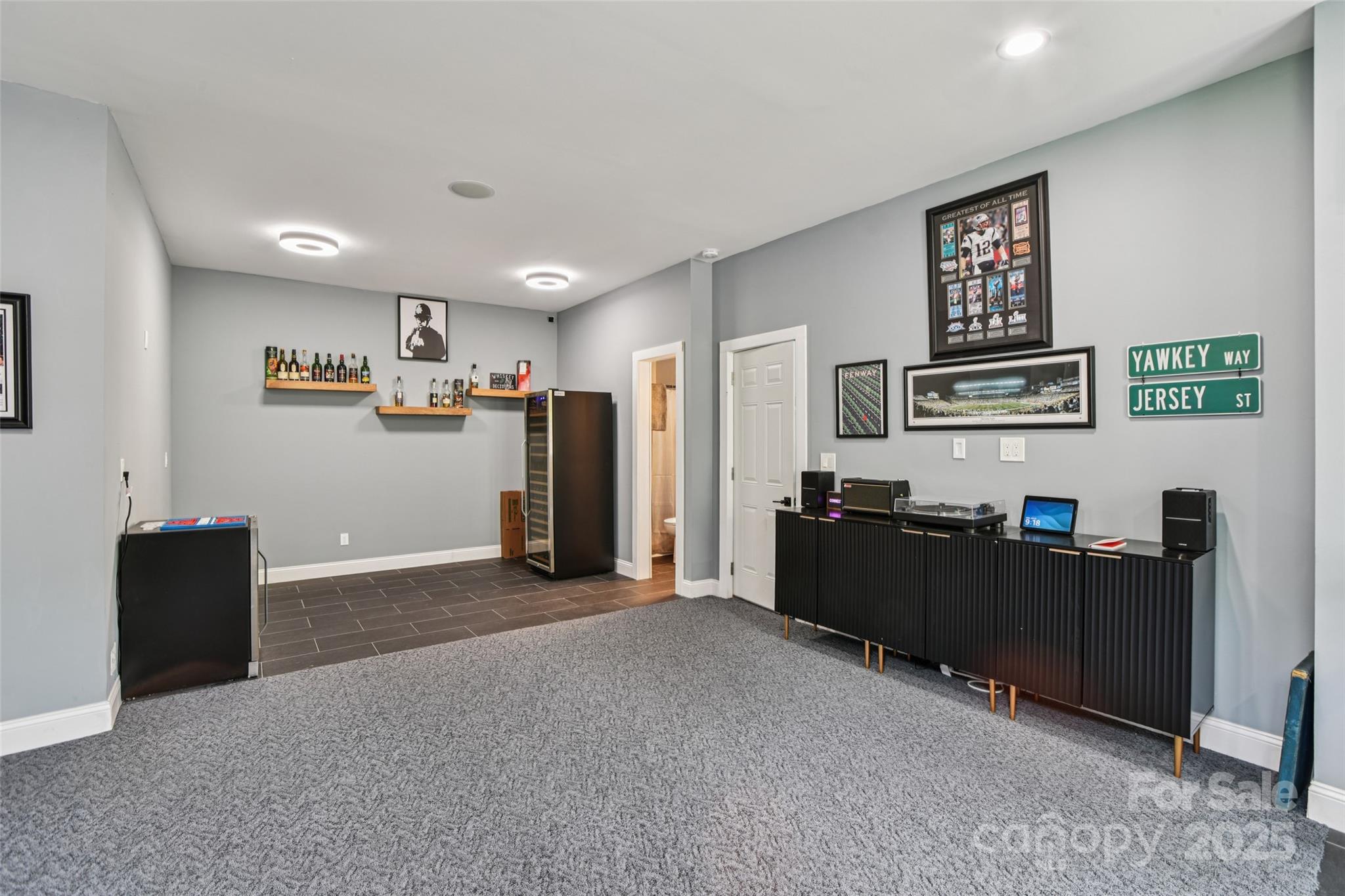 8 Apple Lane Asheville NC 28804