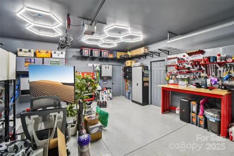 8 Apple Lane Asheville NC 28804