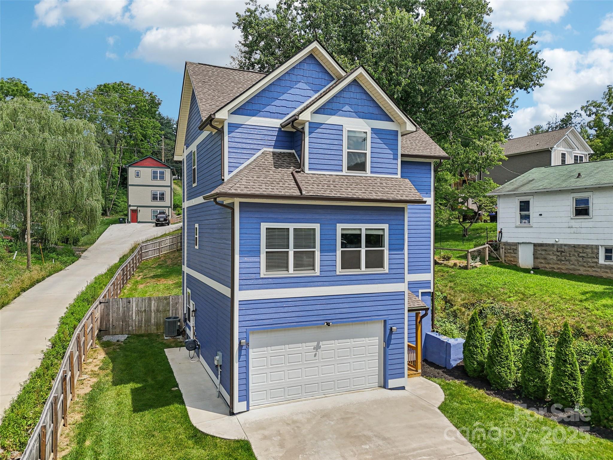 8 Apple Lane Asheville NC 28804