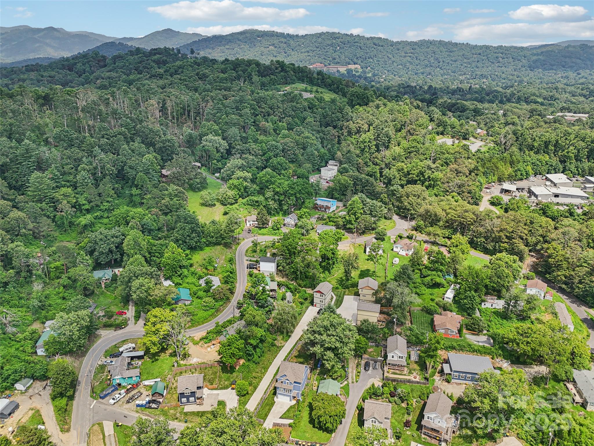 8 Apple Lane Asheville NC 28804