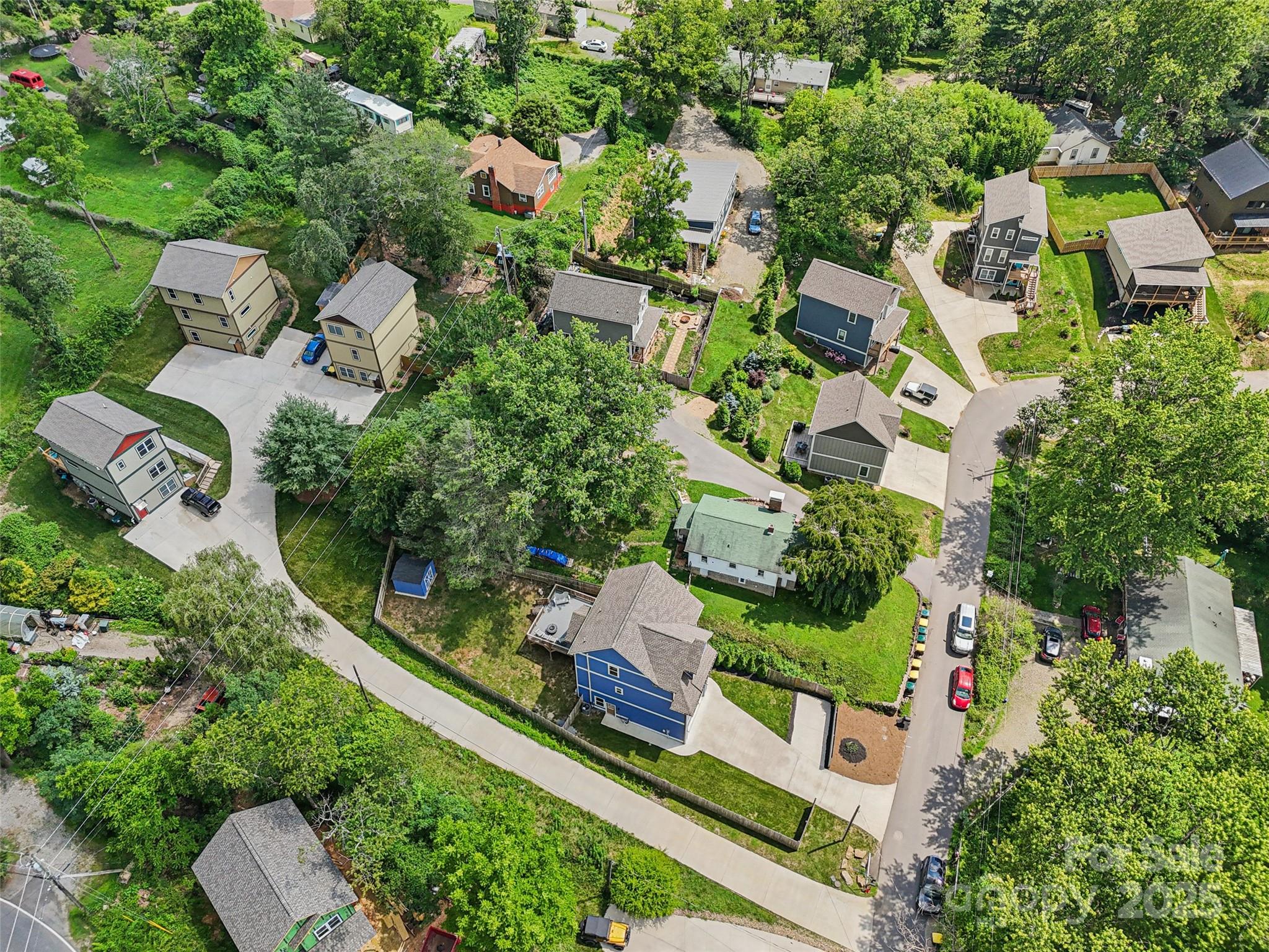 8 Apple Lane Asheville NC 28804