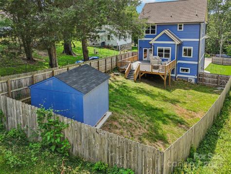 8 Apple Lane Asheville NC 28804