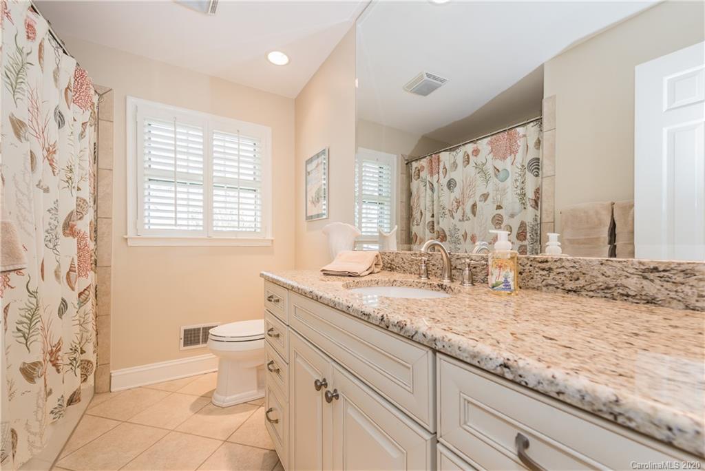 3911 Chevington Road Charlotte NC 28226