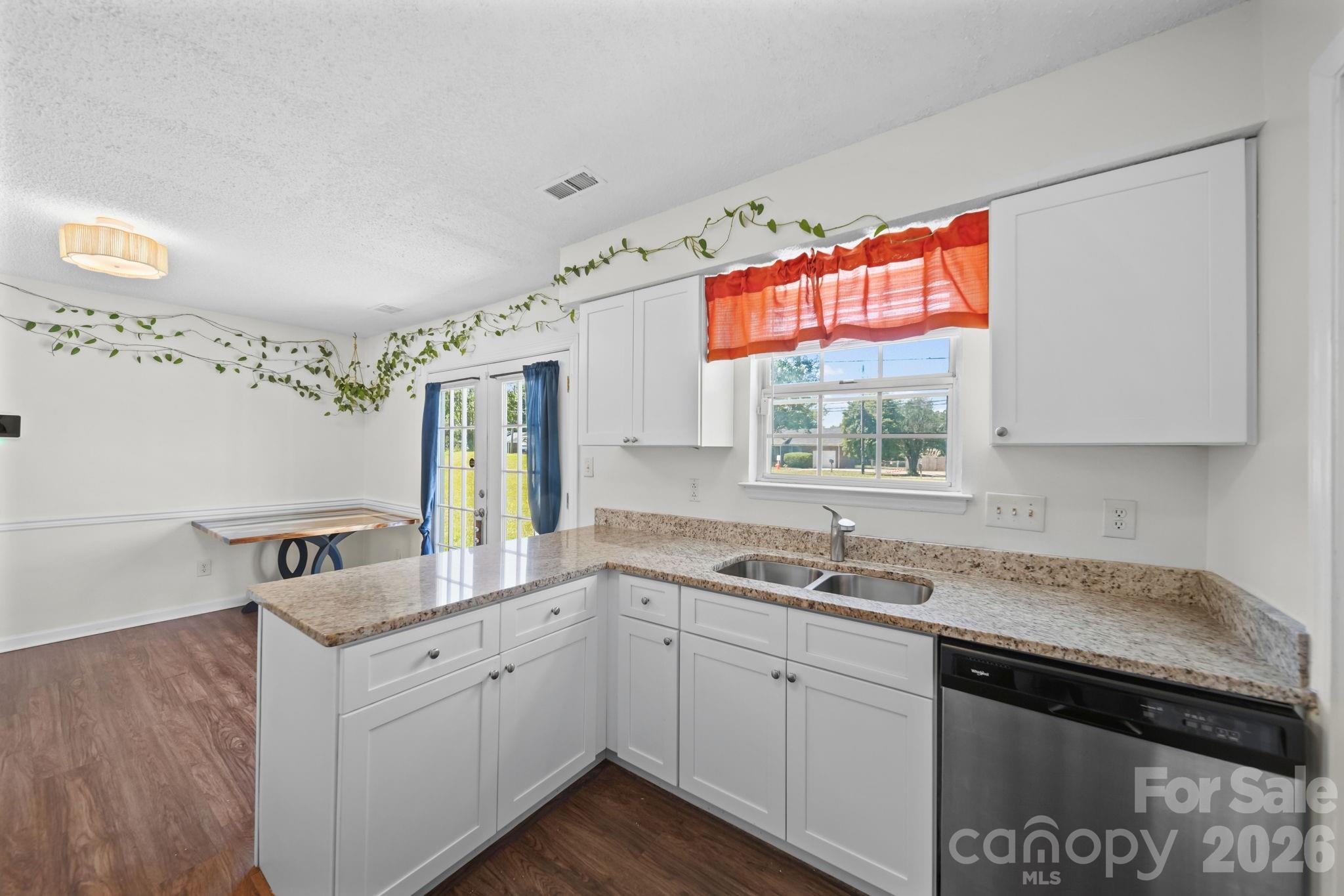 2726 Haversham Court Charlotte NC 28216